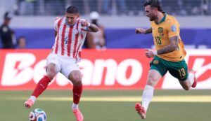 Paraguay suma un punto ante Australia y se aferra a la clasificación en el Mundial