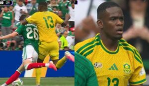 Falta fuera del área y afuera: Sudáfrica sufrió la primera expulsión del Mundial 2026 en duelo vs México