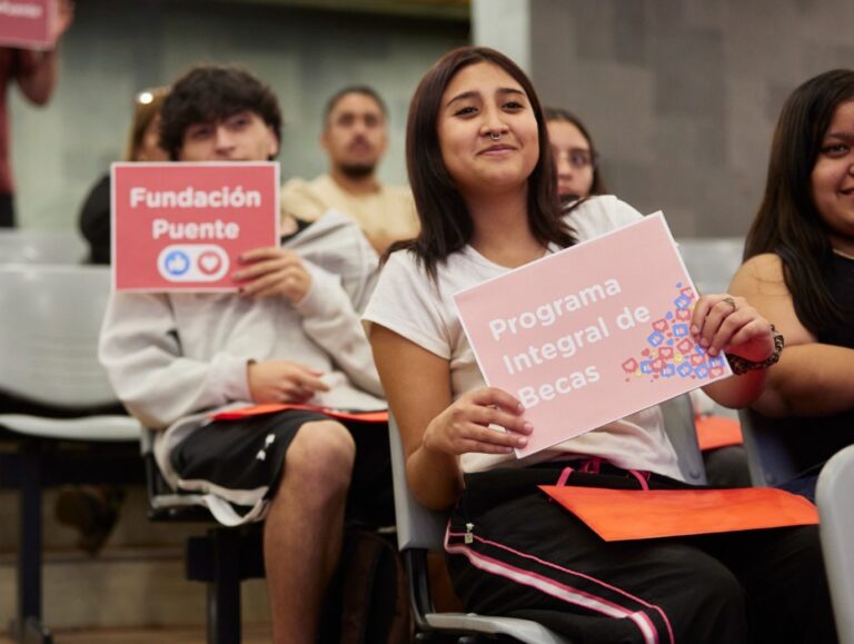 Por razones económicas: Estudio refleja que el 50% de los estudiantes universitarios en Chile padece de estrés