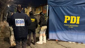 Hombre fue asesinado en plena vía pública en La Pintana: Recibió un disparo en la zona cervical