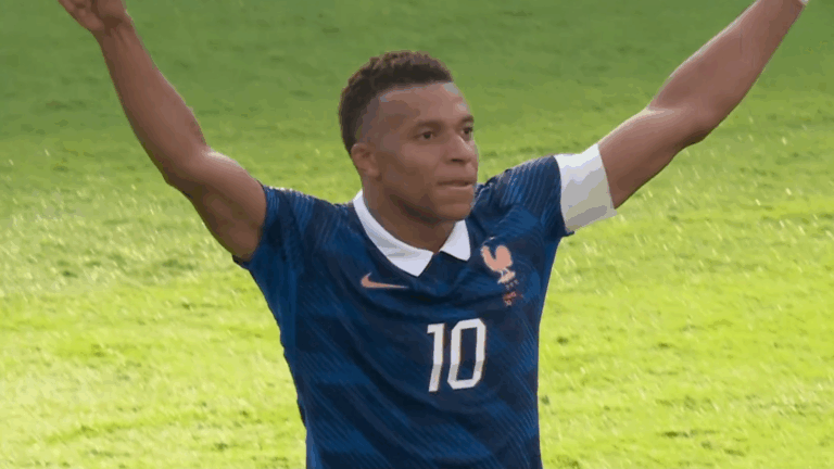 ¡Imparable! Kylian Mbappé anotó su segundo gol y amplió la ventaja de Francia ante Suecia
