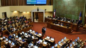 Comisión de Hacienda aprobó solicitud del Gobierno que aumenta deuda pública en US$6.200 millones