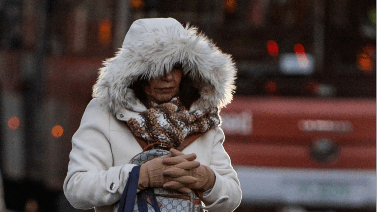Hasta -4°C: Emiten aviso por bajas temperaturas para seis regiones del país
