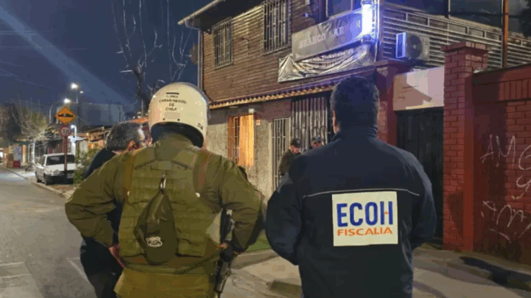 Adolescente de 17 años muere baleado en plena vía pública en Lo Prado
