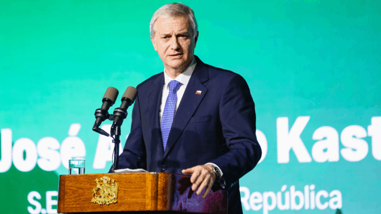 Pulso Ciudadano: Desaprobación de José Antonio Kast llega a 56,9% y cae la confianza en el Mandatario