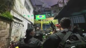 Turistas chilenos quedaron atrapados en balacera: Cuatro muertos dejó operativo en favela de Río de Janeiro