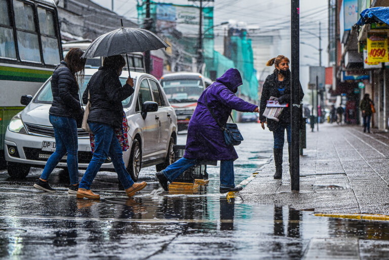 Río atmosférico categoría 4 afecta a Chile: Se esperan 200 milímetros de lluvia en dos regiones