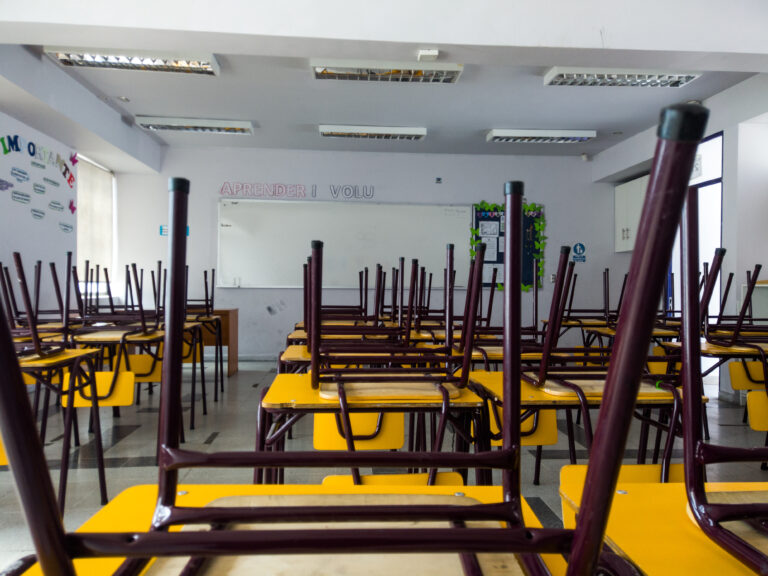 Suspensión de clases se extenderá hasta el miércoles 29 de julio: Revisa las comunas sin actividad escolar