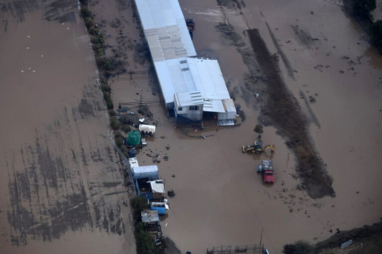 Minuto a minuto | Anuncian corte de agua de emergencia en Ovalle en medio de fuerte sistema frontal