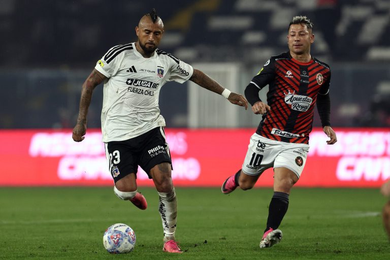 ¡El Cacique sigue imbatible! Colo Colo se impuso ante Deportes Limache en la Liga de Primera