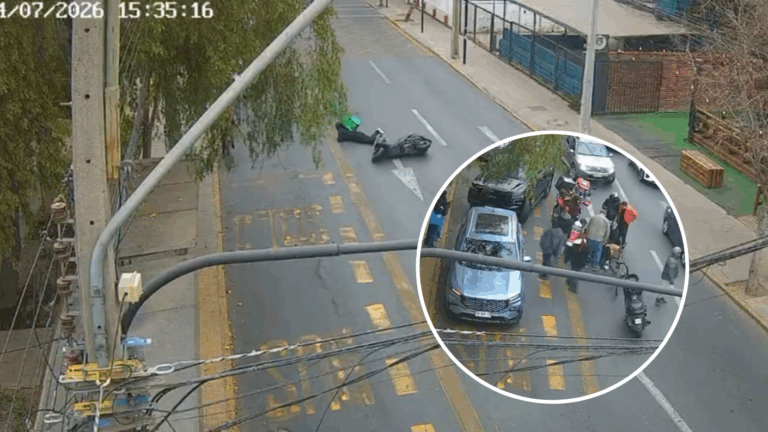 VIDEO | Captan primeros segundos tras colisión del fiscal Ángel Valencia con motociclista en Providencia