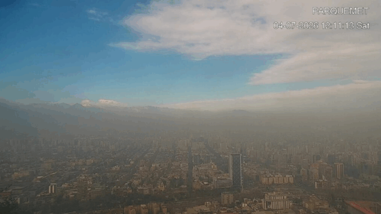 Decretan Alerta Ambiental para hoy 9 de julio: Qué no se puede hacer y cómo funciona la restricción vehicular