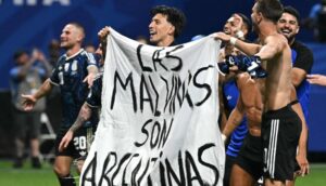 FIFA abrió expediente: Las sanciones que podría recibir Argentina por mostrar bandera de Malvinas