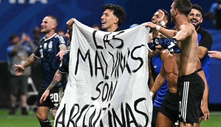 FIFA abrió expediente: Las sanciones que podría recibir Argentina por mostrar bandera de Malvinas