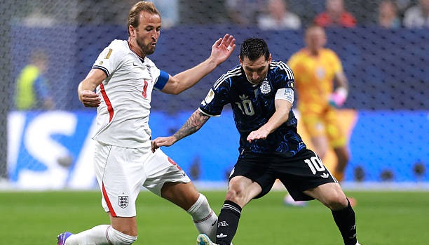 Con chapa de campeón: Argentina derrota a Inglaterra y vuelve a instalarse en la final del Mundial