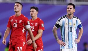 Con expulsión incluida: Argentina sufre para derrotar a Suiza y meterse en semifinales del Mundial