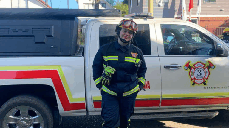 ¿Quién era Nicole Ceballos? Joven bombera que falleció camino a combatir incendio en La Araucanía