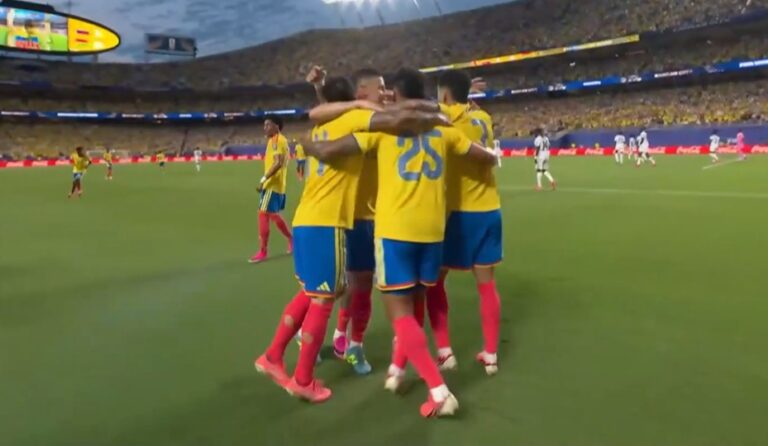 ¡En la primera chance! Jhon Arias apareció por sorpresa y abrió la cuenta para Colombia ante Ghana
