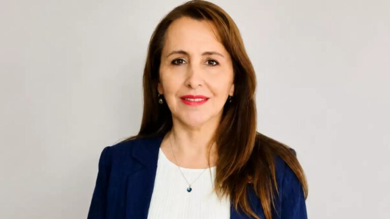 Gobierno pide renuncia de seremi de Salud tras filtración de mensaje: 