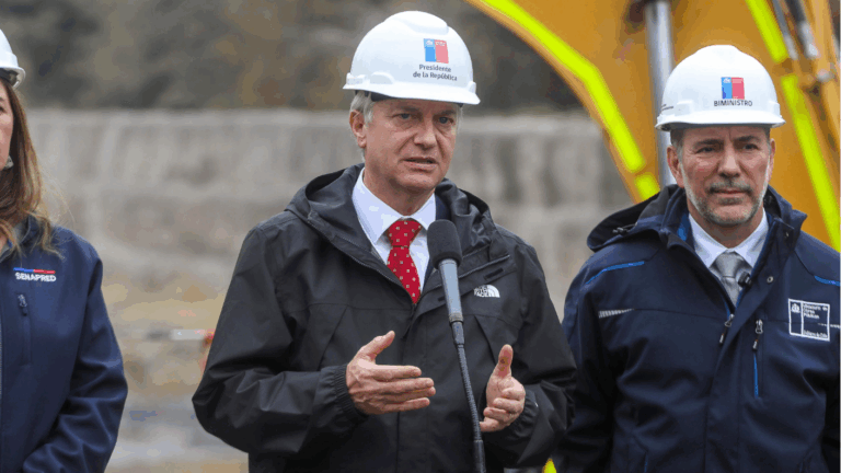 Presidente Kast confirma que las Fuerzas Armadas están en acuartelamiento preventivo por sistema frontal