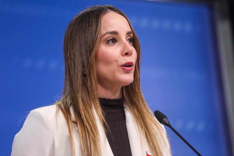 Cadem: Quiroz y Ducó son los ministros peor evaluados y el 73% cree que Mara Sedini dejó el cargo por falta de preparación