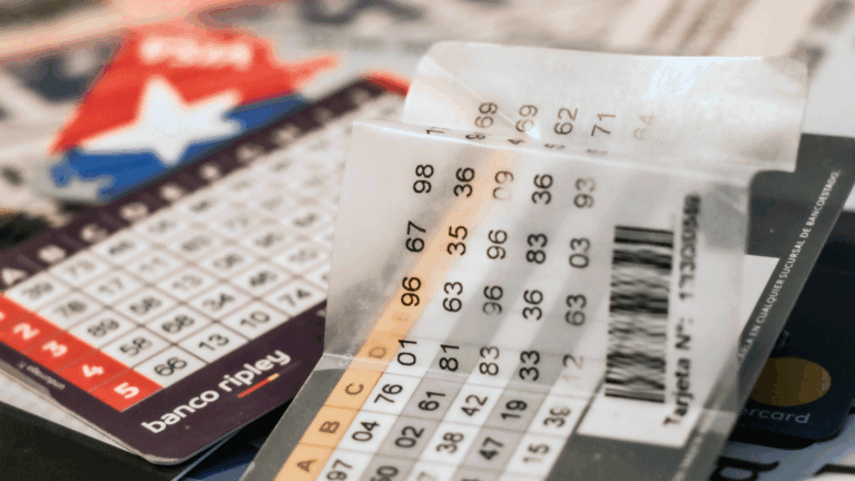 Uso de tarjetas de coordenadas acaba este sábado: Conoce quiénes podrán seguir utilizándolas
