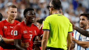 La IA eligió las 3 decisiones arbitrales más polémicas de octavos y cuartos del Mundial 2026: Este fue su veredicto