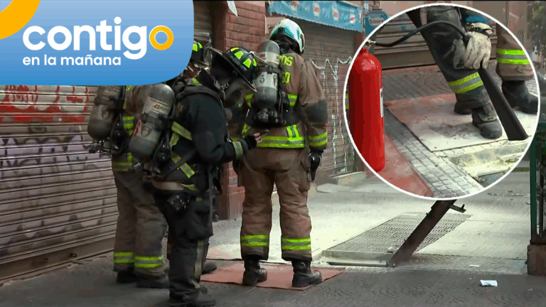 VIDEO | Al menos tres explosiones se registran en cámara subterránea en pleno Santiago Centro