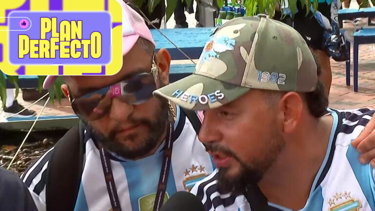 “No es un partido más”: Hincha argentino sorprendió con bandera que pertenece a militar que estuvo en Malvinas