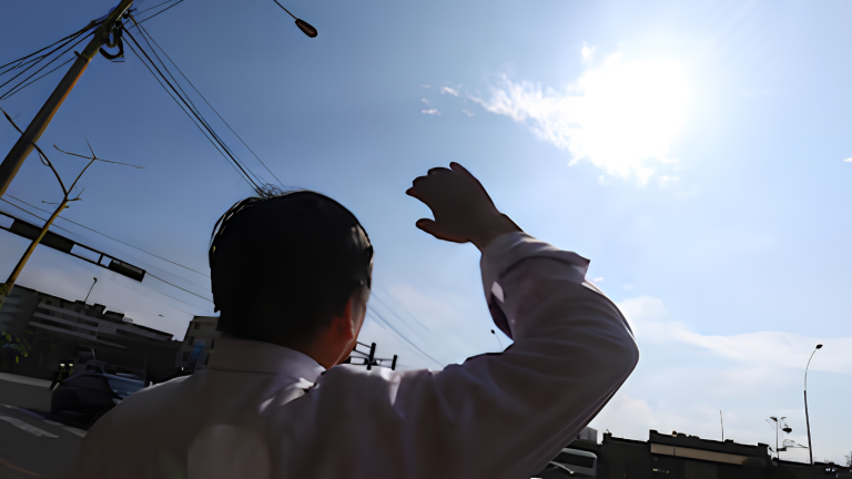 Hasta 35°: Anuncian altas temperaturas para la tarde de este viernes en tres regiones del país