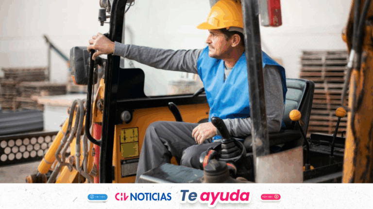 Más de 1.000 ofertas laborales con sueldos de hasta $900 mil: Así puedes postular