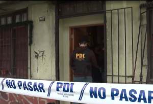 Encuentran osamentas humanas en casa de tortura de los 
