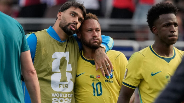 “Ahora se acabó”: Neymar anunció su retiro de la selección de Brasil tras quedar fuera del Mundial