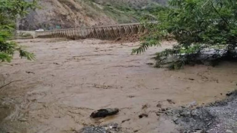 Senapred declara alerta roja en comunas del Biobío y toda la región del Maule