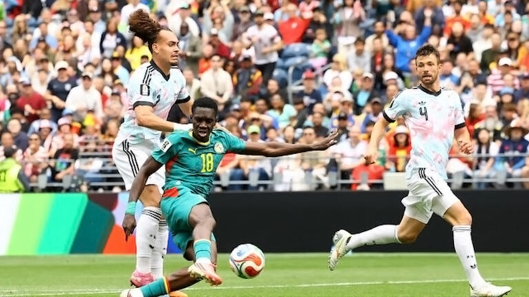 ¡La segunda es la vencida! Ismaïla Sarr anotó y amplió la brecha de Senegal sobre Bélgica