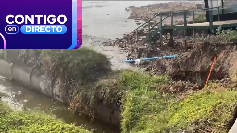 Lluvias dejan gigantesco socavón al interior de un condominio en La Serena: Vecinos permanecen sin luz ni agua