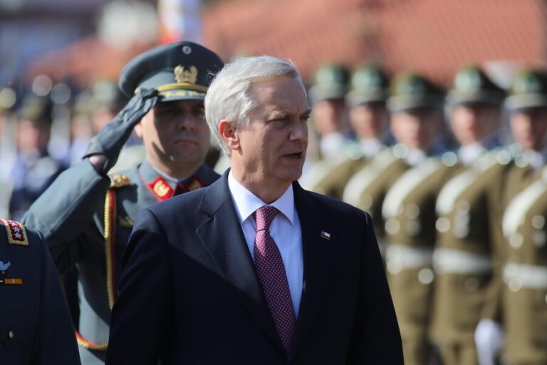 Gobierno cierra la puerta a un plebiscito si rechazan reforma de seguridad