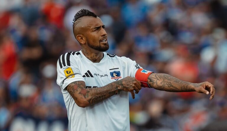 Arturo Vidal Vidal infla el pecho y celebra con todo triunfo de Colo Colo ante la U: 