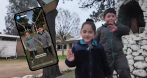 El tierno viral de Hansel y Charlotte: La historia de los niños que buscan compañeros de curso en Molina