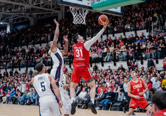 Chile cayó estrepitósamente ante República Dominicana en las clasificatorias al Mundial de básquetbol