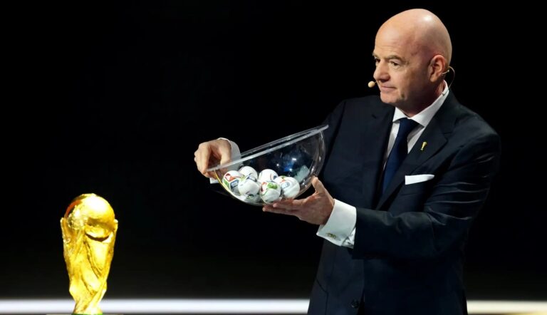 Infantino pierde respaldo: Gales y Serbia se distancian de su candidatura a la reelección en FIFA