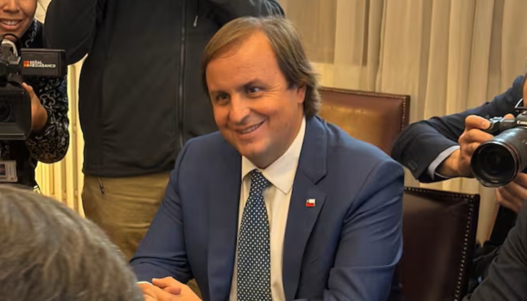 Quién es Francisco Riveros, el nuevo ministro del Deporte que reemplaza a Natalia Ducó