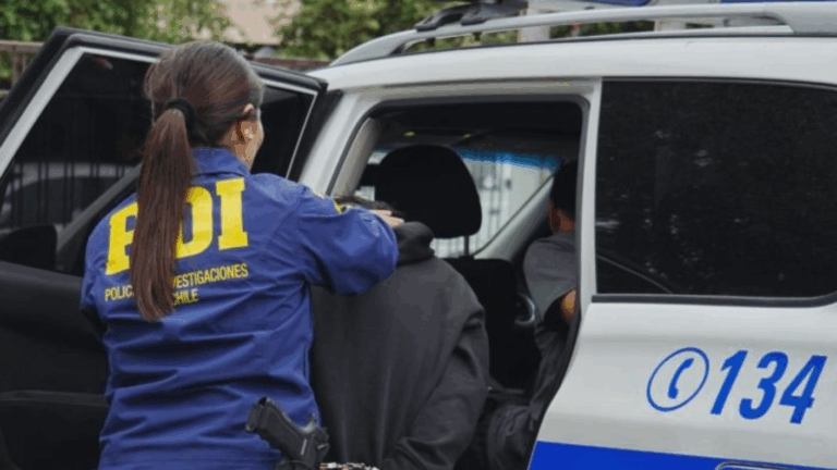 Tras aviso de Meta: Mujer fue detenida tras realizar amenazas contra el pdte. Kast en redes sociales