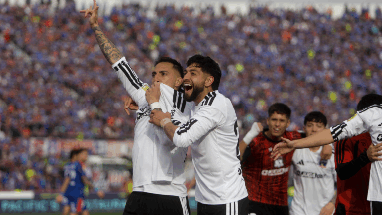No afloja el líder: Colo Colo se impuso en el Superclásico 200 ante Universidad de Chile
