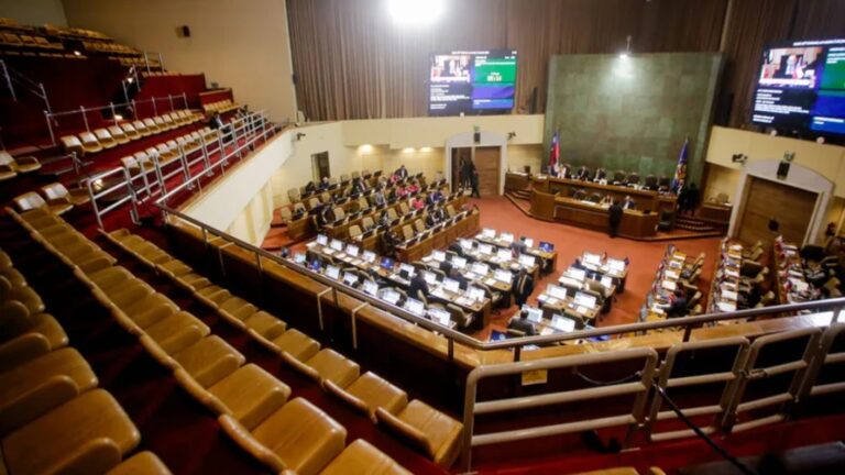 Busca corregir vacíos legales: Las claves del proyecto del Gobierno para endurecer penas por VIF