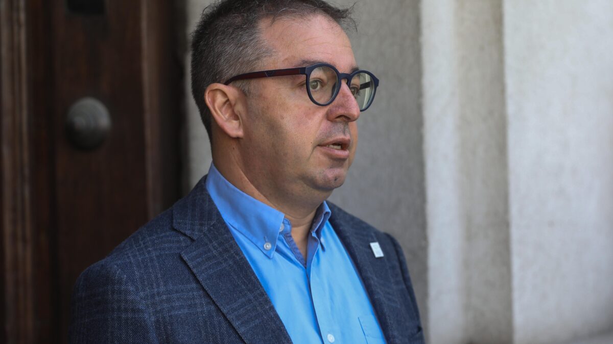 Exdiputado Gabriel Silber queda con arresto domiciliario total por trama bielorrusa
