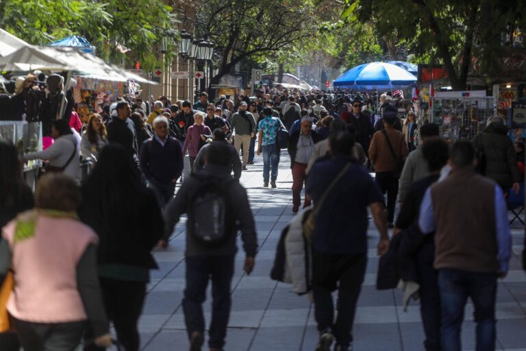 INE: Desempleo en Chile se anota nueva alza y alcanza el 9,6%