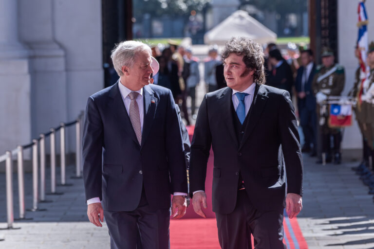 Presidentes Kast y Milei reafirmaron soberanía chilena en el Estrecho de Magallanes