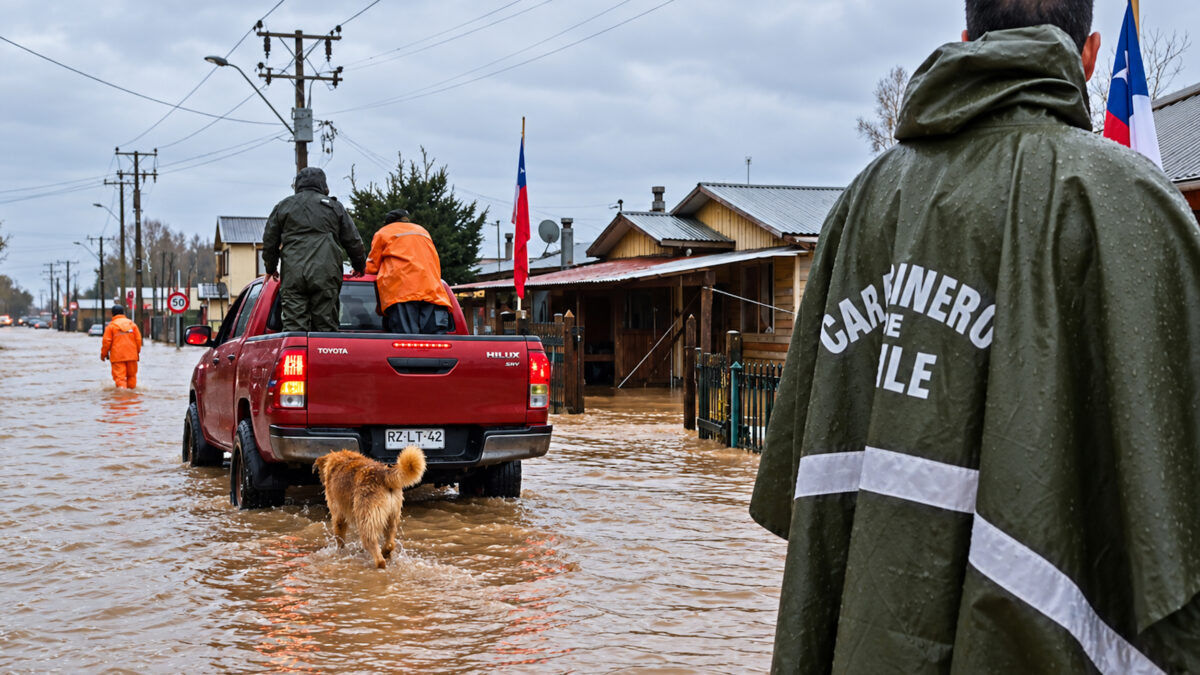 Senapred ordena evacuaciones en Los Ríos y La Araucanía por desborde de ríos