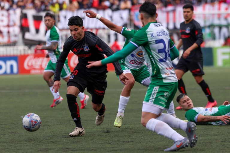 Colo Colo venció sobre la hora a Puerto Montt y quedó a un paso de semifinales en Copa Chile